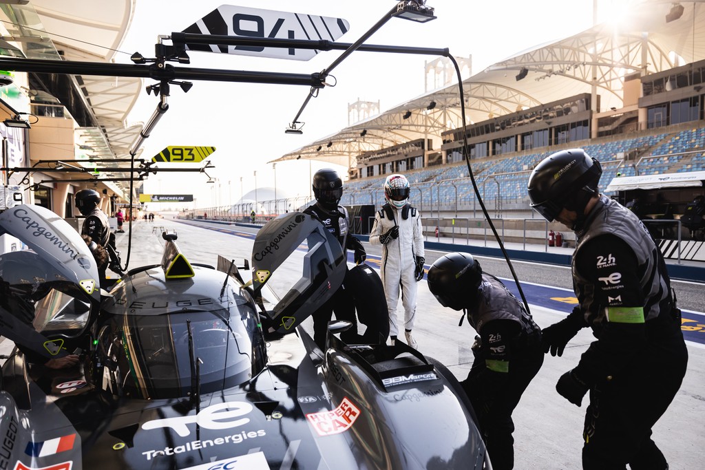 Det har været en kæmpe oplevelse at arbejde med Peugeot TotalEnergies-fabriksteamet
(Foto: Peugeot Sport / DPPI)
